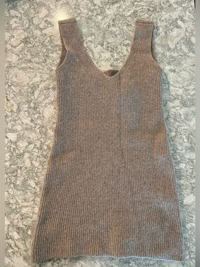 Weekend Stories Revolve Evelyn Knit Sleeveless Sweater  Xxs  Wool Cashmere